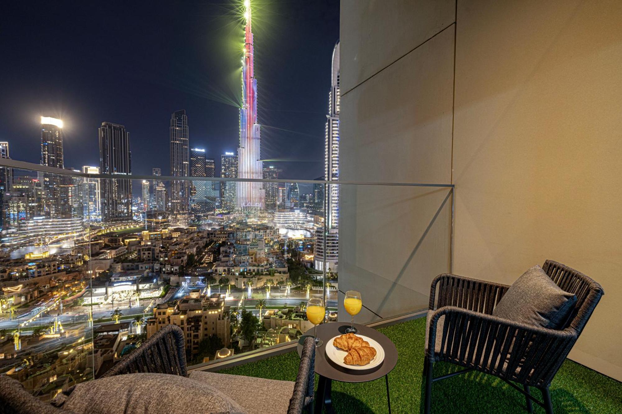 Smartstay At Burj Royale - Full Burj Khalifa View - Brand New Luxury Apartments Dubai Exterior photo